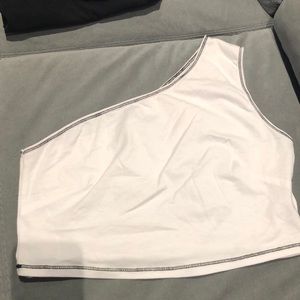 I am Gia off shoulder top